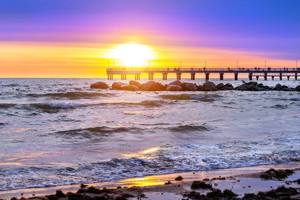 Pier extends into the sea. Palanga, Lithuania — Stock Photo, Image