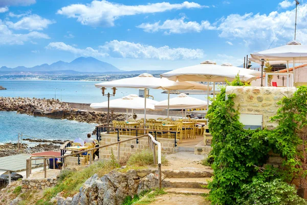 Café en plein air à Rethymno, Crète, Grèce — Photo