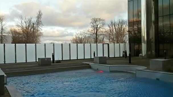 Freibad in der Wintersaison. Kurzentrum — Stockvideo