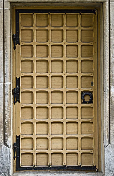 Vintage giriş kapısı