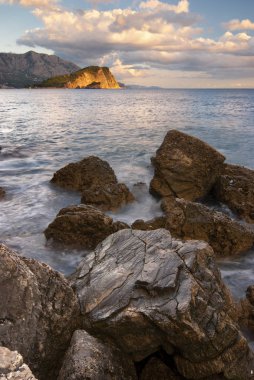 Sanatsal deniz manzara günbatımı zaman, Karadağ