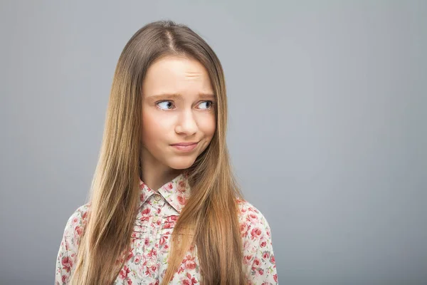 Girl looking disregard at something — Stock Photo, Image