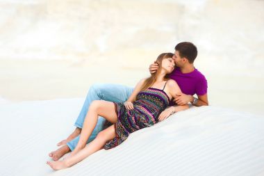 Barkhan üzerinde öpüşme severler