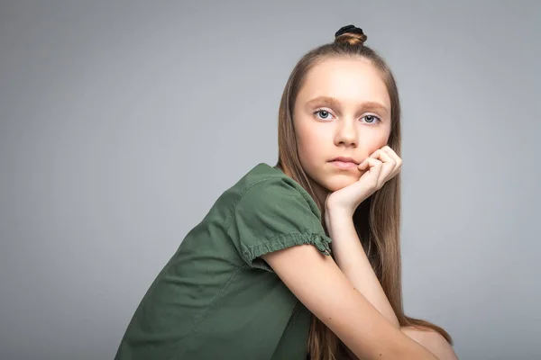 Menina bonito jovem — Fotografia de Stock