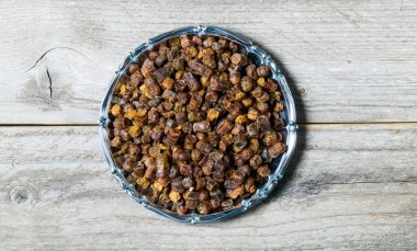 Propolis granül plaka, arı ürün içinde