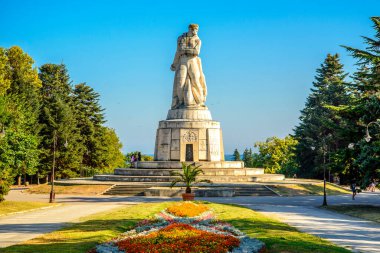 Pantheon, Sea Garden - Varna kenti ve Varna bölgesinde faşizm ve kapitalizme karşı mağlup olan savaşçıların anıtı, 1923-1944 döneminde, Bulgaristan
