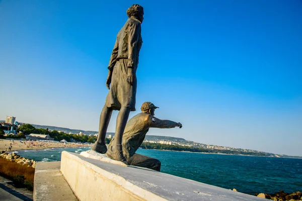 Wartende Skulpturenkomposition Seehafen Von Varna — Stockfoto