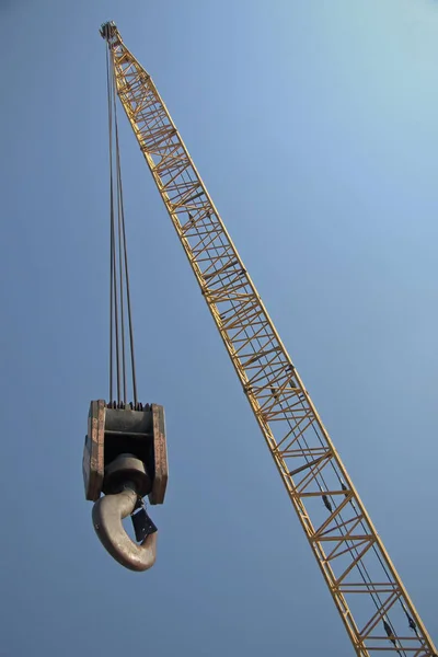 Crane and hook — Stock Photo, Image