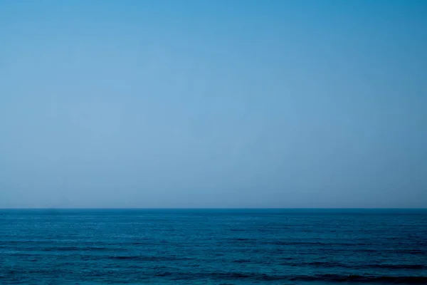Атлантичний океан в Португалії Стокове Зображення