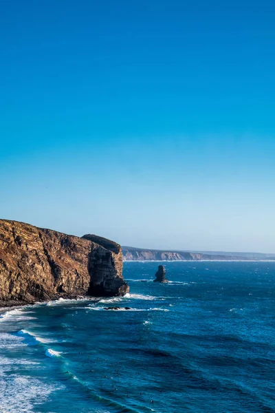 Portugal - Cliff, rock och ocean — Stockfoto