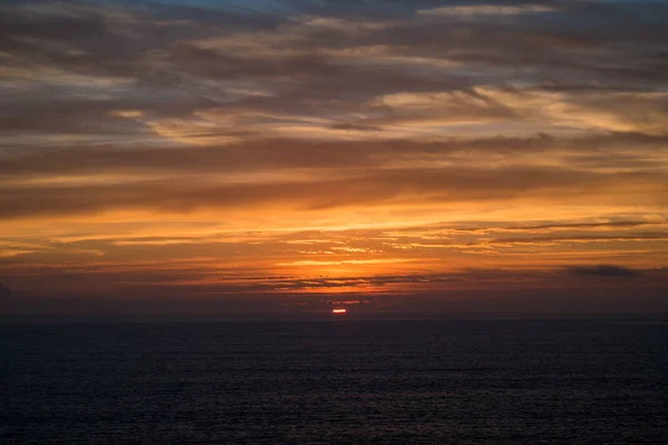 Португалия - Закат и Атлантический океан — стоковое фото