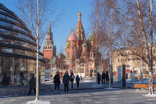 Zaryadye Park on sunny winter day — 스톡 사진