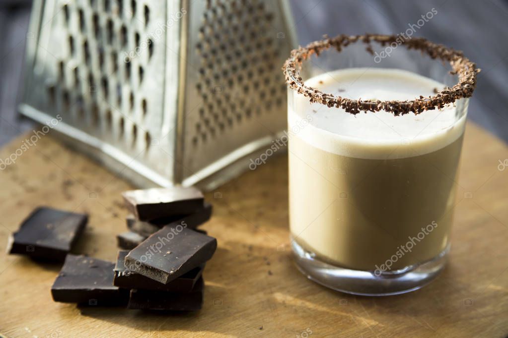 Coffee chocolate milk alcoholic cocktail — Stock Photo © Vsamarkina