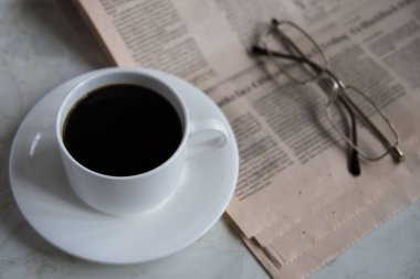 sabah gazetesi ile kahve