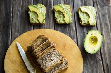 sandviç ile avokado Yapıştır