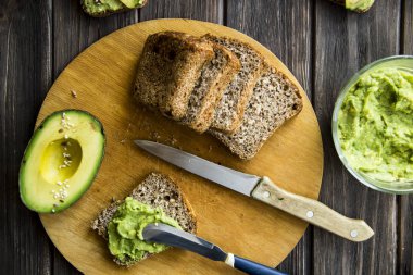 sandviç ile avokado Yapıştır