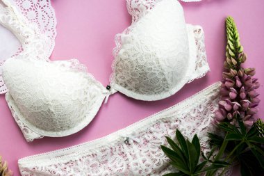 Kadın iç çamaşırı bir düğün için güzel dizi