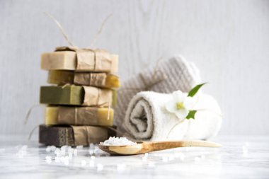 Spa prosedürler için aksesuarlar. Güzellik için doğal maddeler