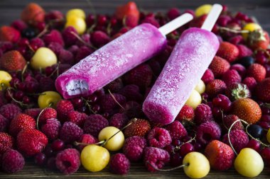 Sağlıklı ev tatlı için vitamin