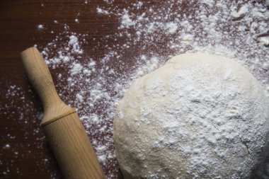 Ev yapımı ekmek bütün aile için pişirme