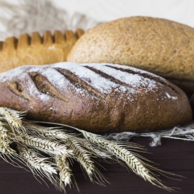 Buğday ve çavdar unundan ekmek - hasat