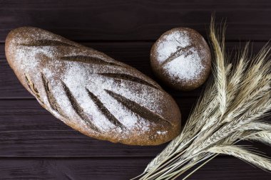 Buğday ve çavdar unundan ekmek - hasat
