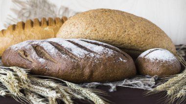 Buğday ve çavdar unundan ekmek - hasat