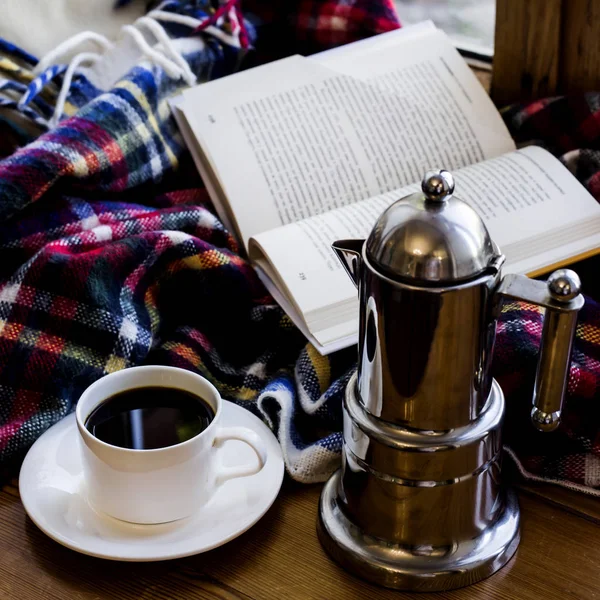 Lugar de abrazo en la casa para los días de otoño o invierno —  Fotos de Stock