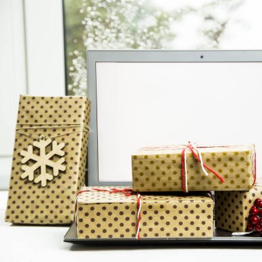 Pazartesi Cuma - den sonra Şükran ve siyah Cyber Pazartesi internette alışveriş için en iyi günüdür