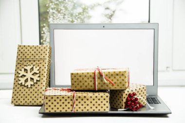 Pazartesi Cuma - den sonra Şükran ve siyah Cyber Pazartesi internette alışveriş için en iyi günüdür