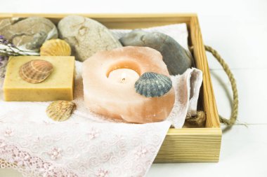 bedeniniz ve rahatlama için aksesuarlar için bakmakta Tema