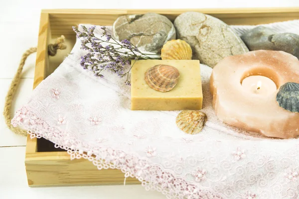 bedeniniz ve rahatlama için aksesuarlar için bakmakta Tema