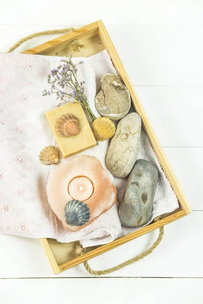 bedeniniz ve rahatlama için aksesuarlar için bakmakta Tema