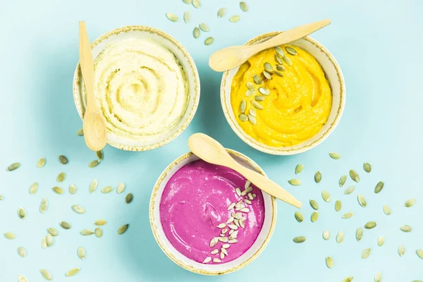 parlak vegan atıştırmalık sebze ve nohut