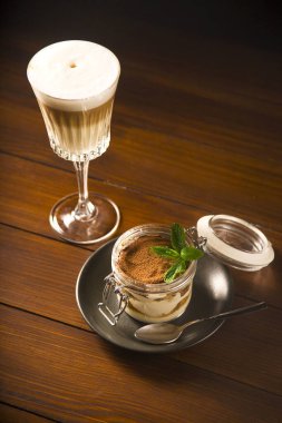 Kavanozda tiramisu..
