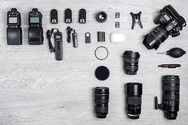 profesyonel fotoğrafçı fikir aksesuar arka plan ile