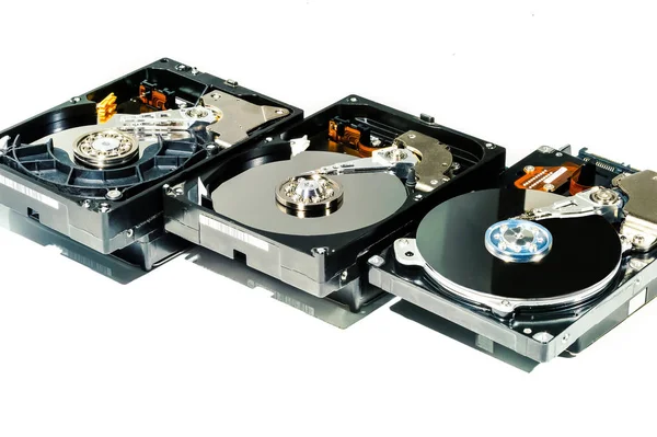 sabit disk izole beyaz arka plan üzerinde bilgisayarı