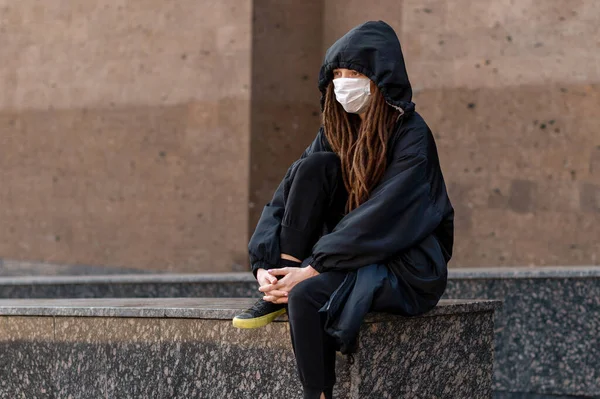 Scared Girl Pulled Hood Medical Mask Pandemic Coronavirus Infectious Disease — Stock Photo, Image