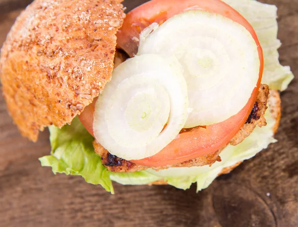 Una hamburguesa fresca —  Fotos de Stock