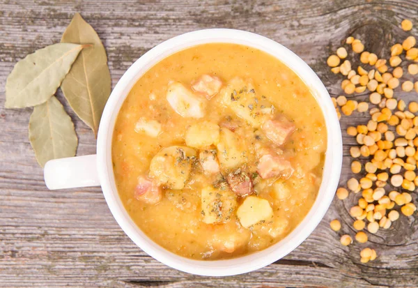 Sopa de guisante partida —  Fotos de Stock