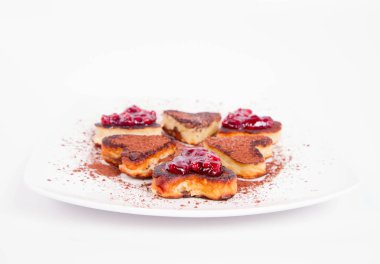 kalp şeklinde krep.