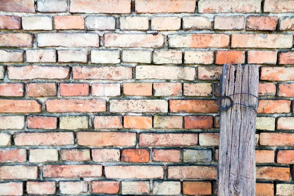 Un muro di mattoni — Foto Stock