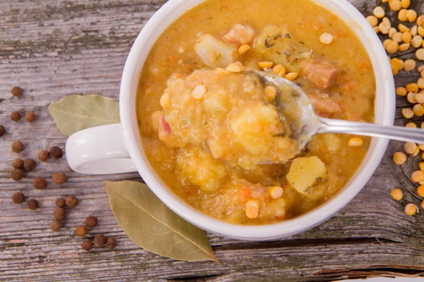 Sopa de guisante partida —  Fotos de Stock