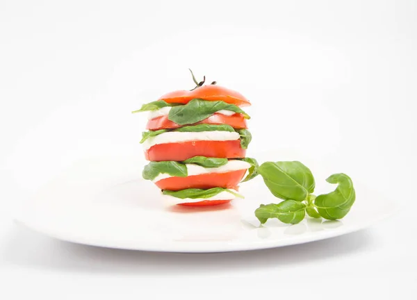 Ein Caprese-Salat — Stockfoto