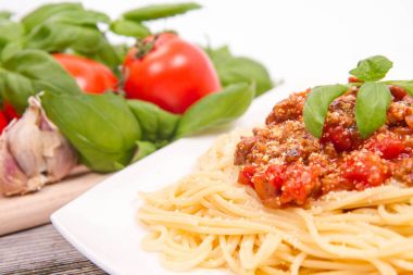 Spagetti Bolonez