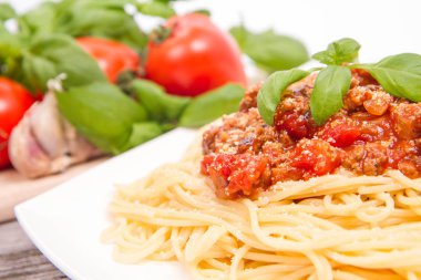 Spagetti Bolonez