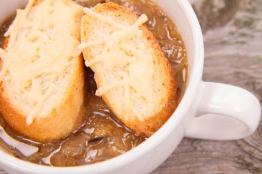 soğan çorbası tost