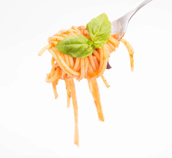 Espaguetis boloñeses en un tenedor — Foto de Stock