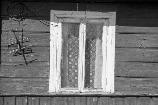 Uma janela velha — Fotografia de Stock