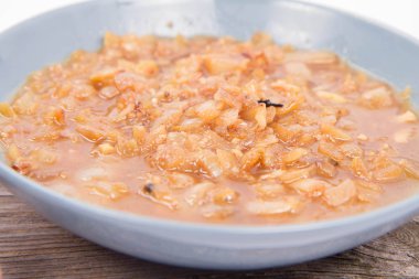 Bir soğan çorbası 